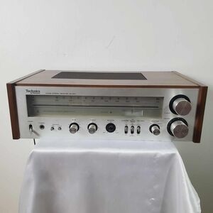 Vintage 70's Technics Stereo Receiver SA-200